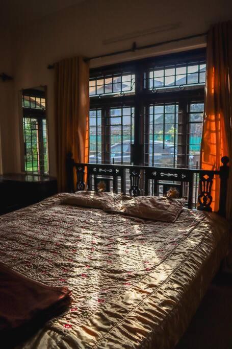 Valecha Villa Entire 4Bhkbunglow With 5000 Sq Ft Garden Lonavala Eksteriør bilde