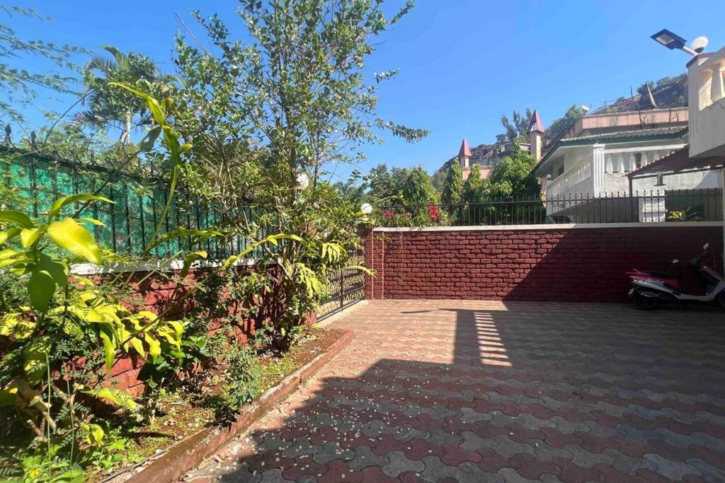 Valecha Villa Entire 4Bhkbunglow With 5000 Sq Ft Garden Lonavala Eksteriør bilde